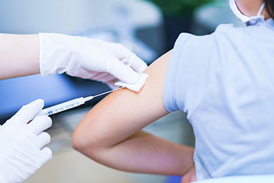 新型コロナウイルスのワクチン接種が始まります（R3.4月号）
